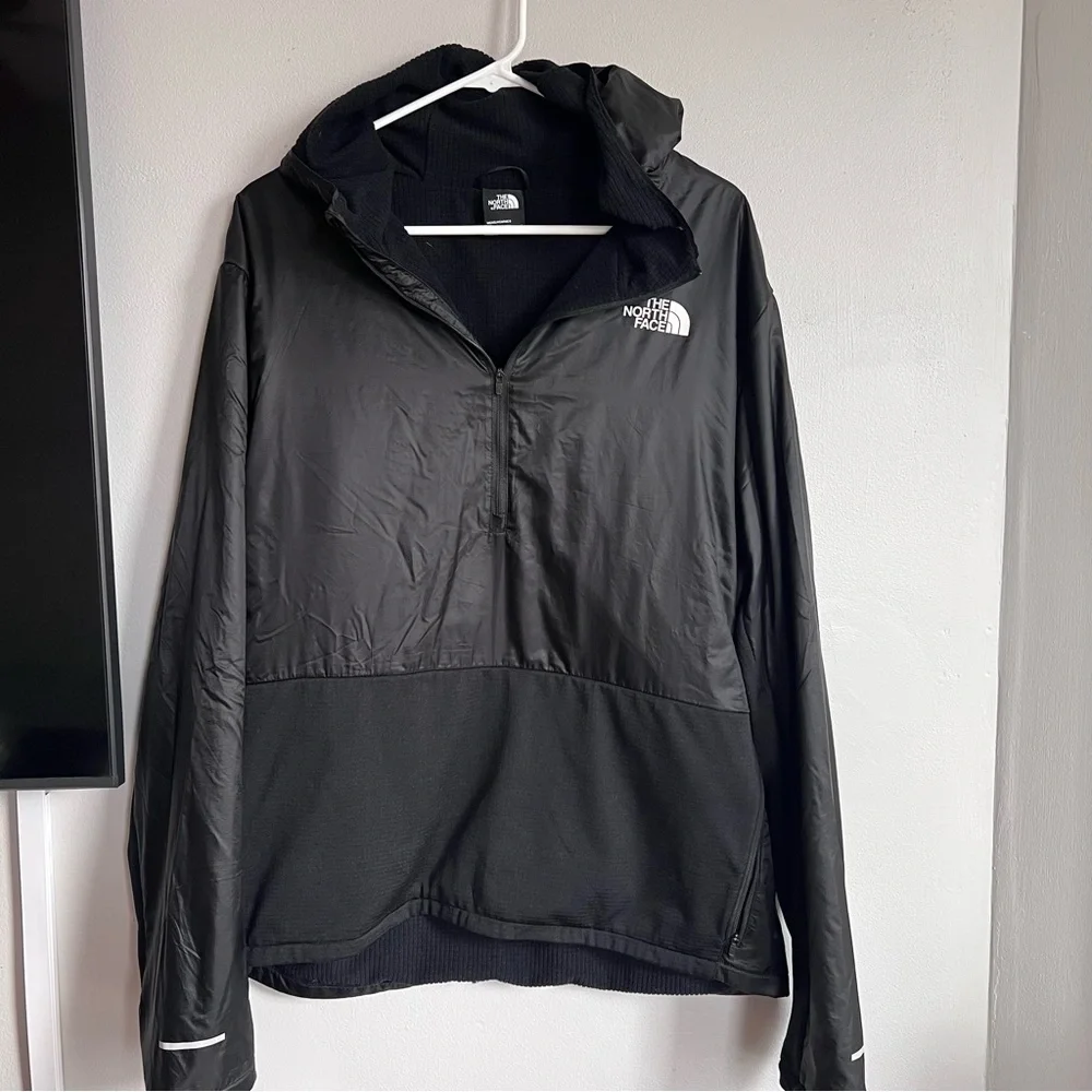 The North Face Men's Winter Warm‎ Quarter Zip Sweater Workout Running Black L